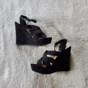 JUSTFAB WEDGE HEEL